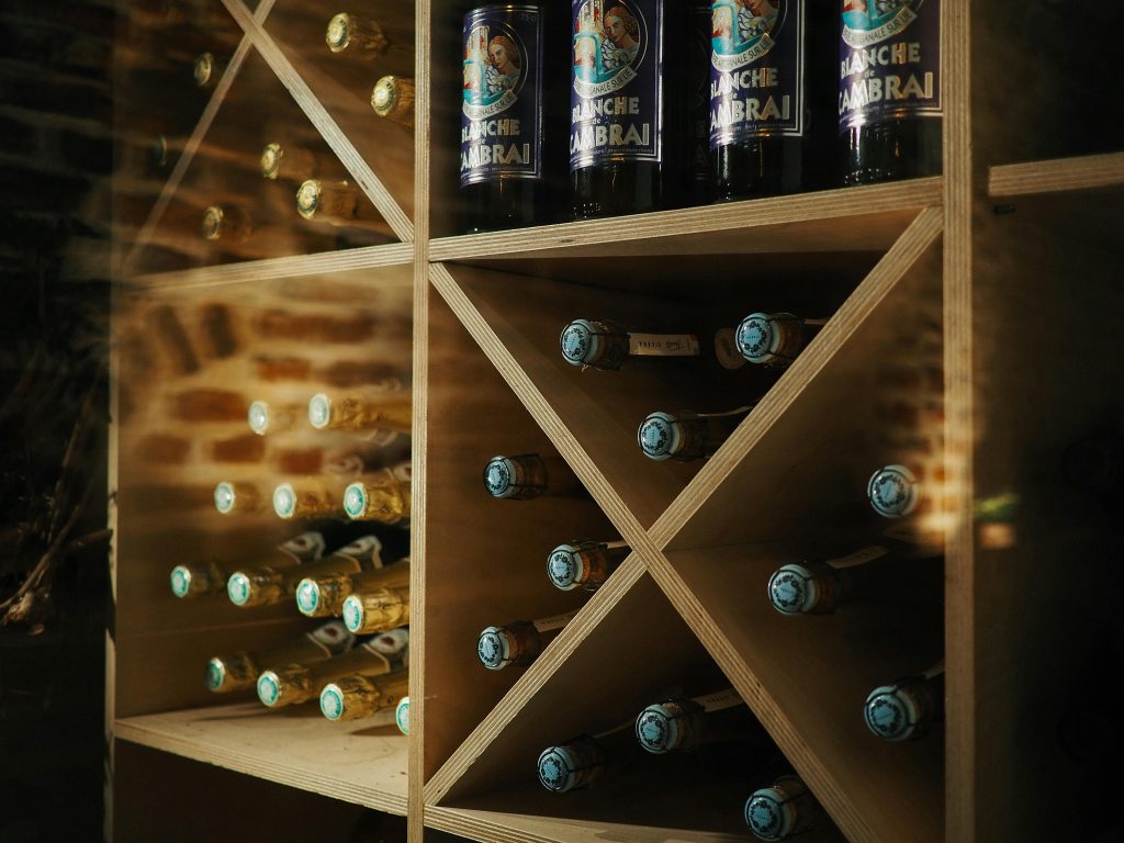 Une cave à vin